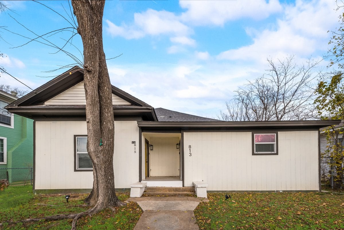 W. 9th St, Dallas, TX